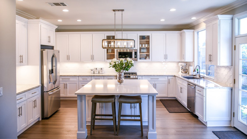 white-wooden-cupboards-1.jpg