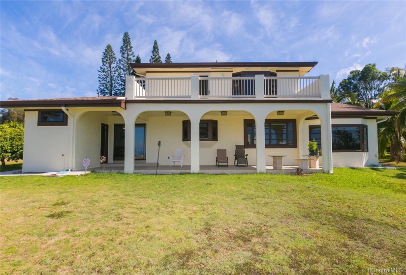 The theme in this home is archways - Throughout from the front to the back and inside the home, a unique pattern of arches show you that this home is special!