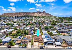 Wake up to see stunning views of Diamond Head -- which is known in Hawaiian as 