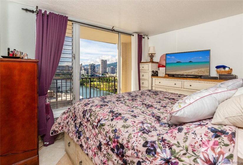 Bedroom with views of Ala Wai