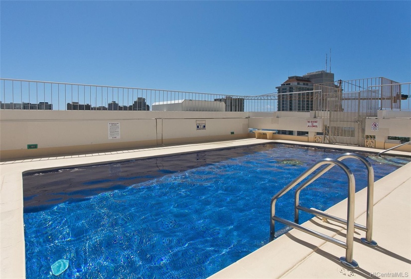 Roof top Pool