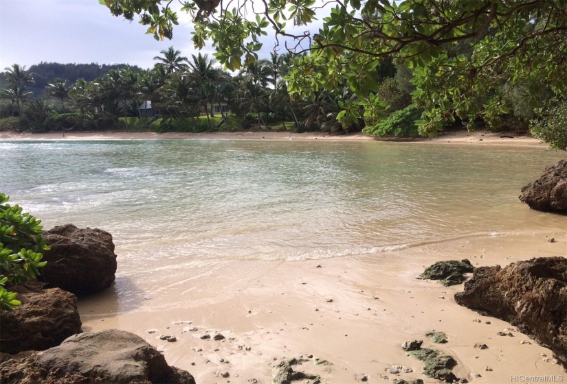 Your own private cove located on the corner of the property. At lower tides one can walk all the way to the main beach shown in the background here.