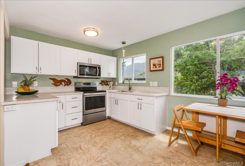 Clean and bright kitchen