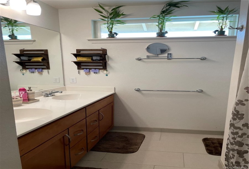 Master Bath with tub/shower