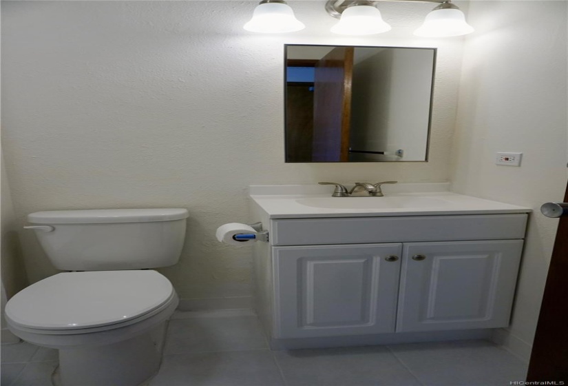 Bathroom with newly refinished bathtub/surround