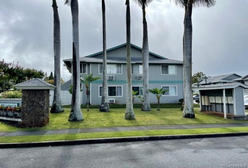 Ground floor corner unit. Great breeze, close parking