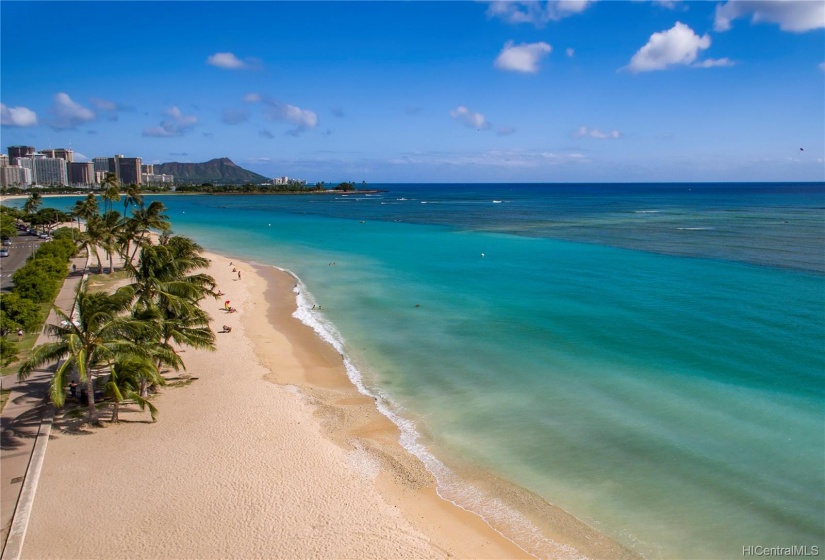 Ala Moana Beach