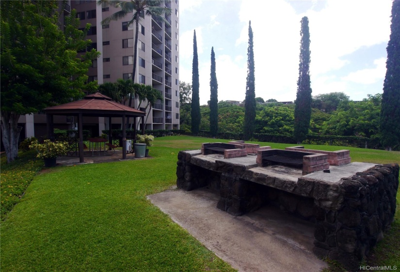 Gazebos, grill areas