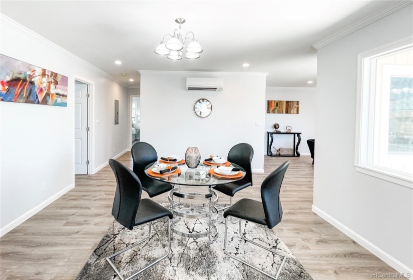 Dining Room virtually staged