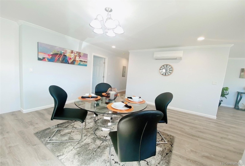 Dining Room virtually staged