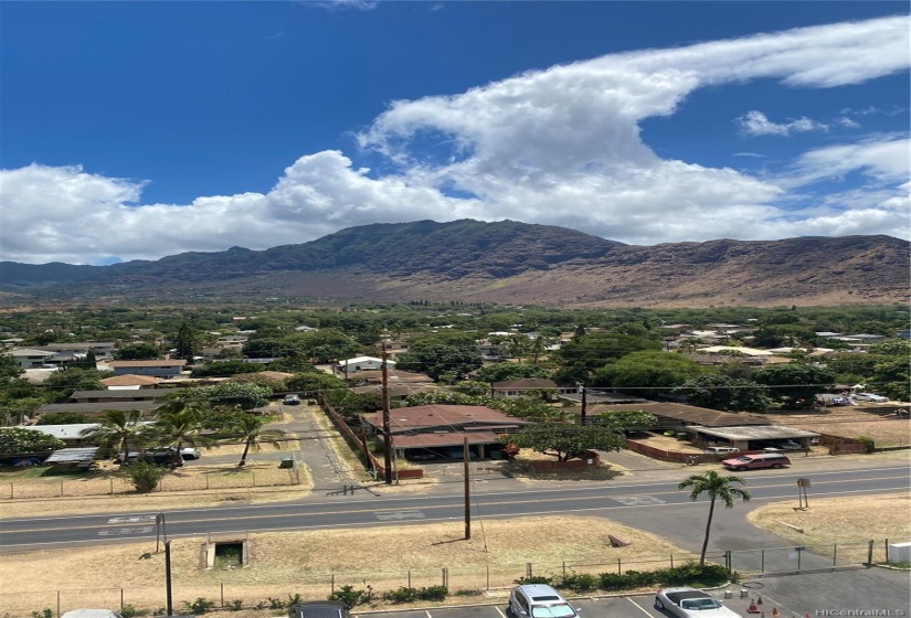 View of the mountains from the front lanai