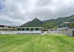 Front of home facing mountain.  Room for a 2nd home.