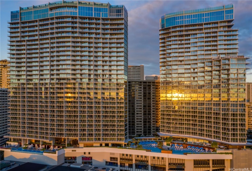 Ritz-Carlton Residences Waikiki