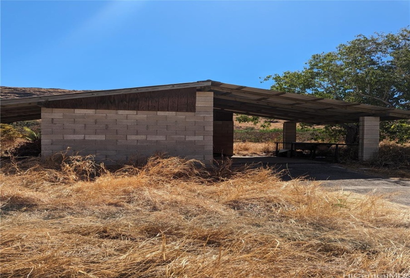 Concrete block utility building with water