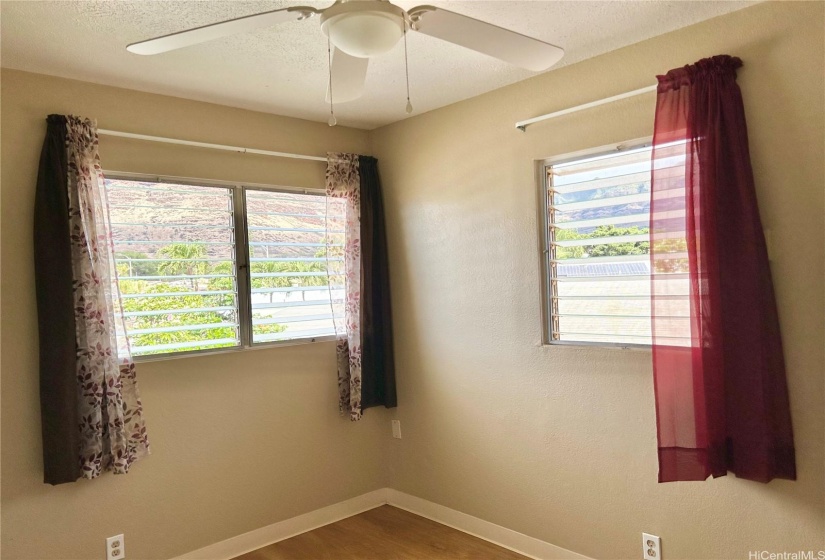 Second upstairs bedroom has magnificent mountain views