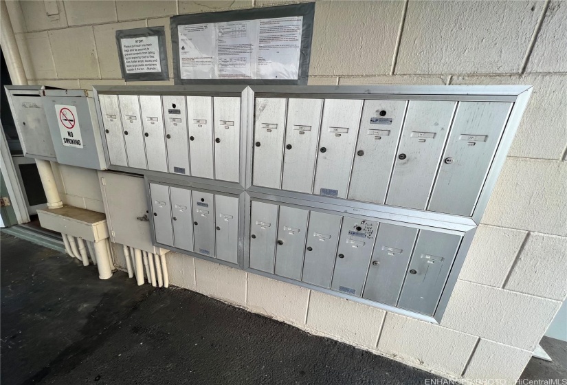 Mail Boxes 