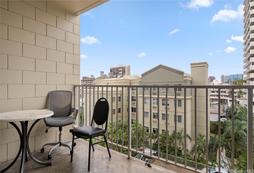 Large Lanai with lots of space for dining, and taking in the views.