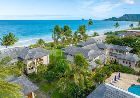 Mele Komo Estate Facing the Mokulua Islands