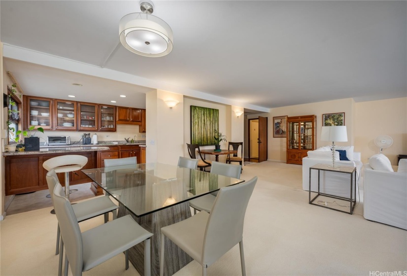 DINING AREA OFF OF LIVING ROOM