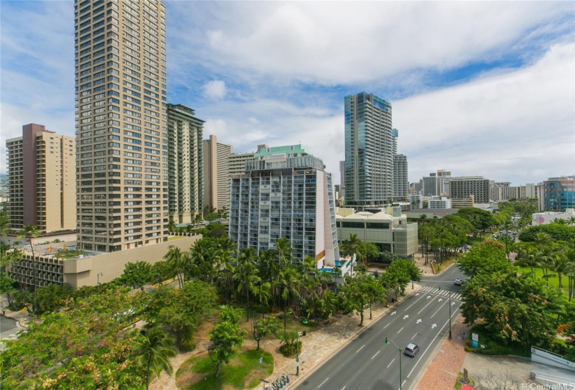 City view toward Diamond Head