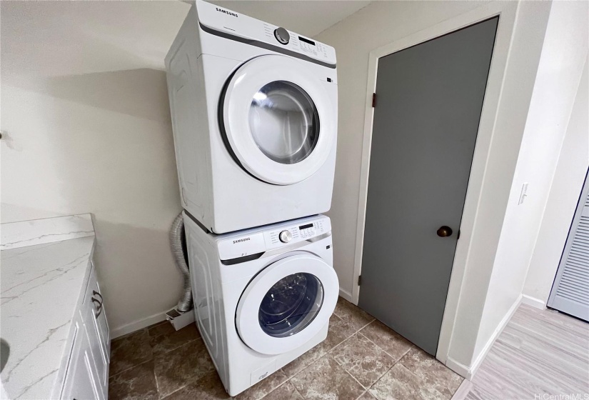 New front load washer/dryer