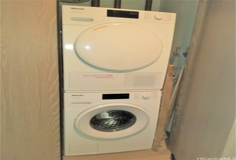 Washer/Dryer