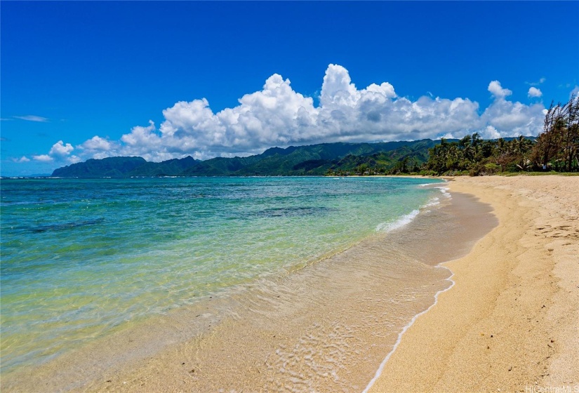 Deeded access to this nearby La¯?ielohelohe Beach, adjacent to the south of Laie Point.