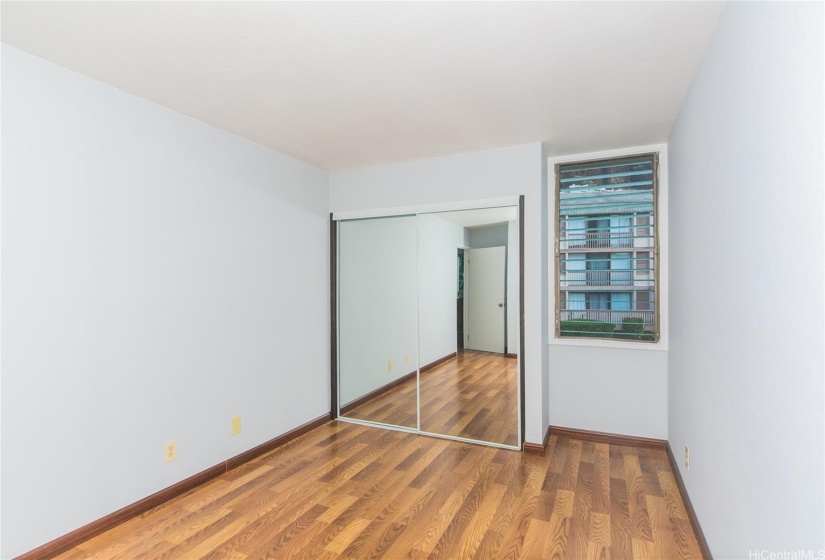 Right bedroom with new closet doors