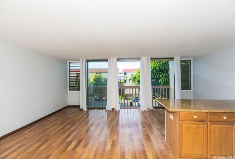 Hardwood-laminate flooring