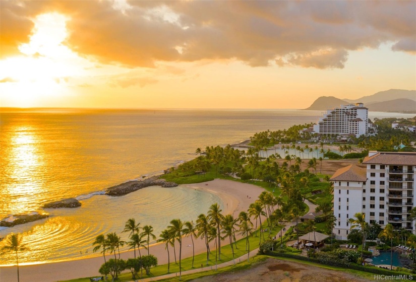 There is arguably no other resort destination on Oahu more idyllic than Ko Olina and, specifically, Beach Villas at Ko Olina, fronting Lagoon 2. Come an enjoy your private piece of paradise on earth!