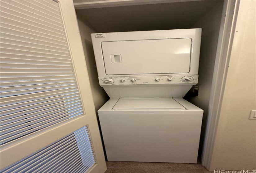 Washer / Dryer Unit