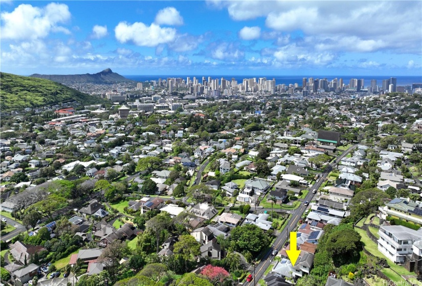 Diamond Head Views from upstairs