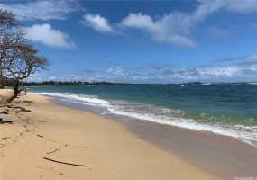 Beautiful Clissolds Beach looking north.