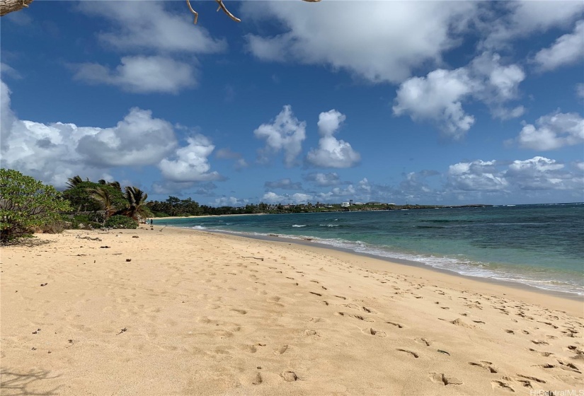 Look north on Clissolds Beach.