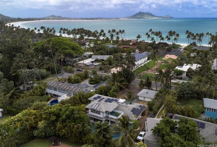 Just one lot across the street from Kailua Beach