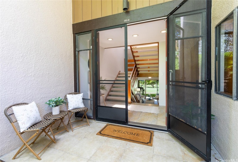 E Komo Mai! Live the Lanikai lifestyle to the fullest everyday at this superb Bluestone Townhome.