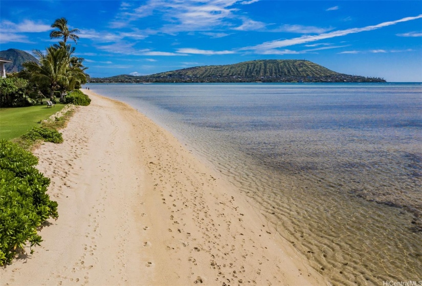 Paiko Beach is just a few minute stroll from the house.