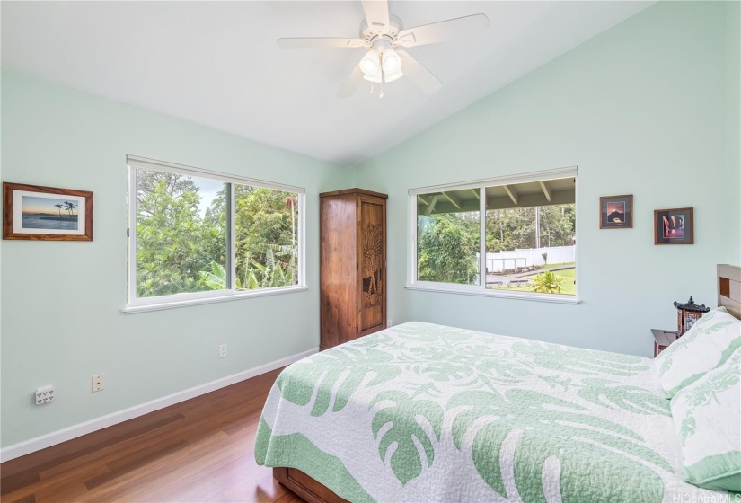 2nd bedroom - upstairs with garden views.