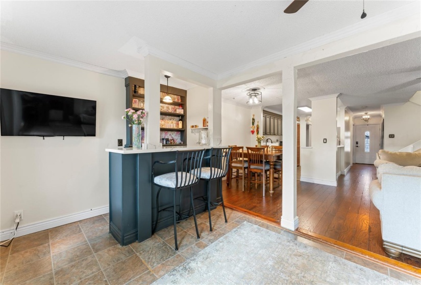 Built in bar in recreation room between kitchen & patio