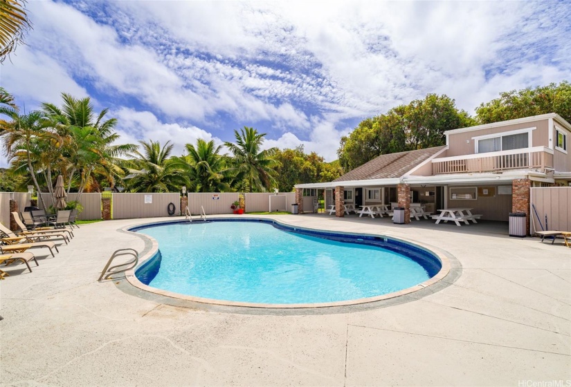 Yacht Club Terrace community pool and club house.