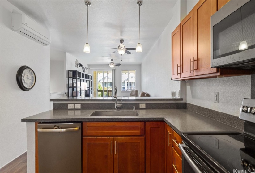 Awesome kitchen with matching luxury Slate finishings.