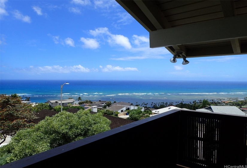 Beautiful ocean view from balcony.