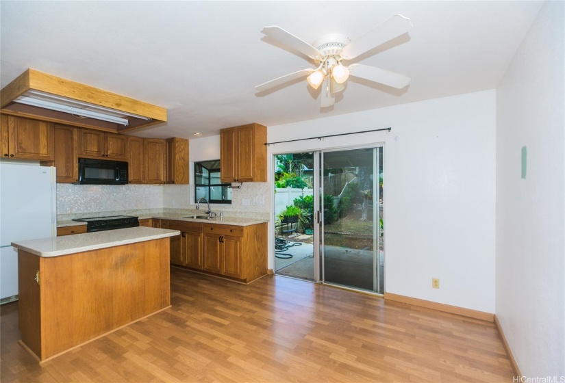 2nd floor Dining area and kitchen