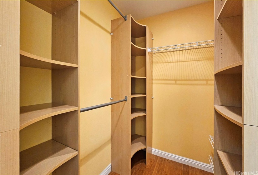 Walk-in closet off primary bathroom