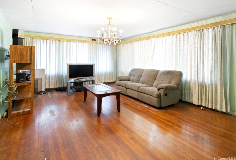 Upstairs Living Area