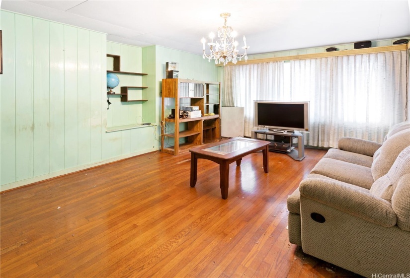 Upstairs Living Area