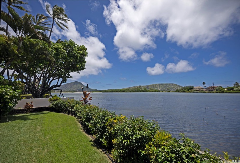 The tranquil Lagoon and Views of Koko Heas