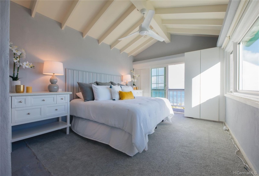 Master bedroom with 180 ocean views