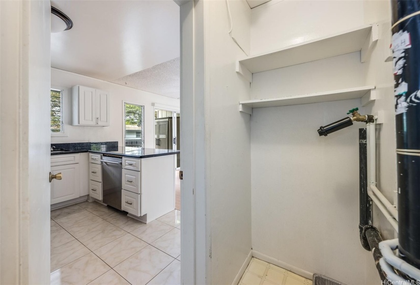 Kitchen/Laundry Room