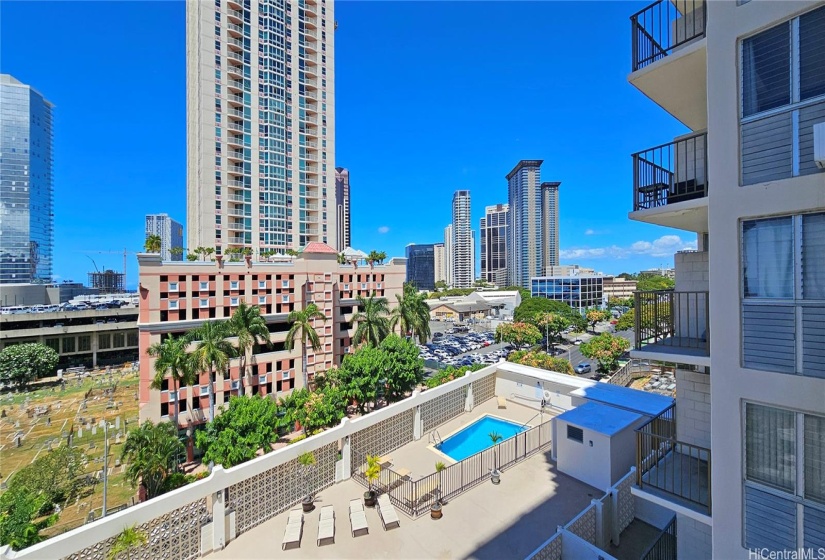 This corner end unit has added natural light & cool breezes with lanai for relaxing.